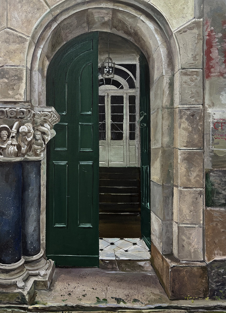 Portal con capitel